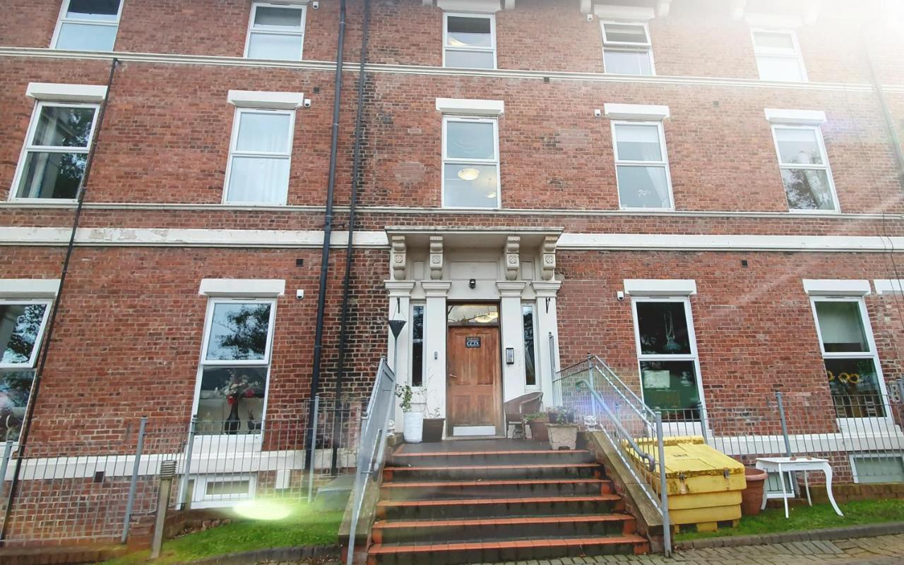 Luxury Spacious 2 Bed Apartment Free Ample Parking Sunderland  Luaran gambar
