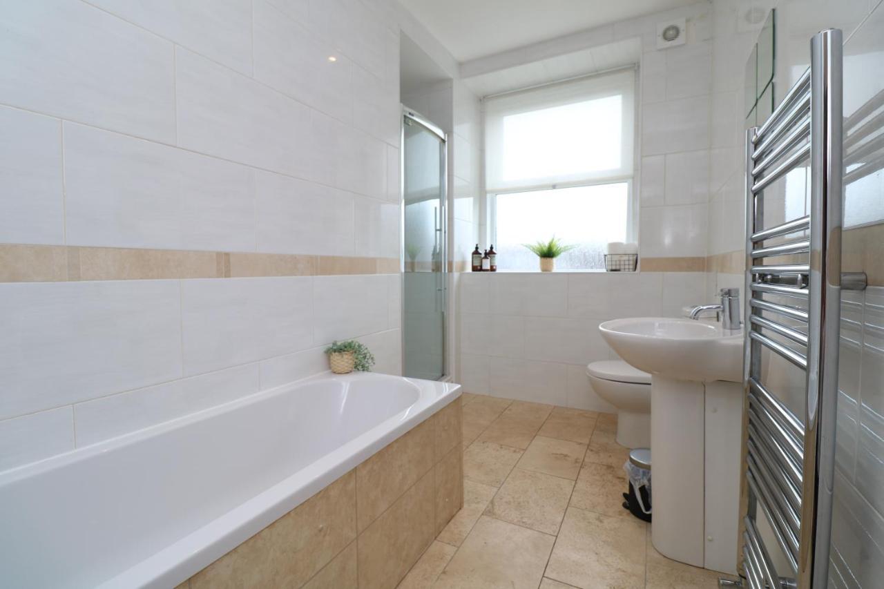 Luxury Spacious 2 Bed Apartment Free Ample Parking Sunderland  Luaran gambar