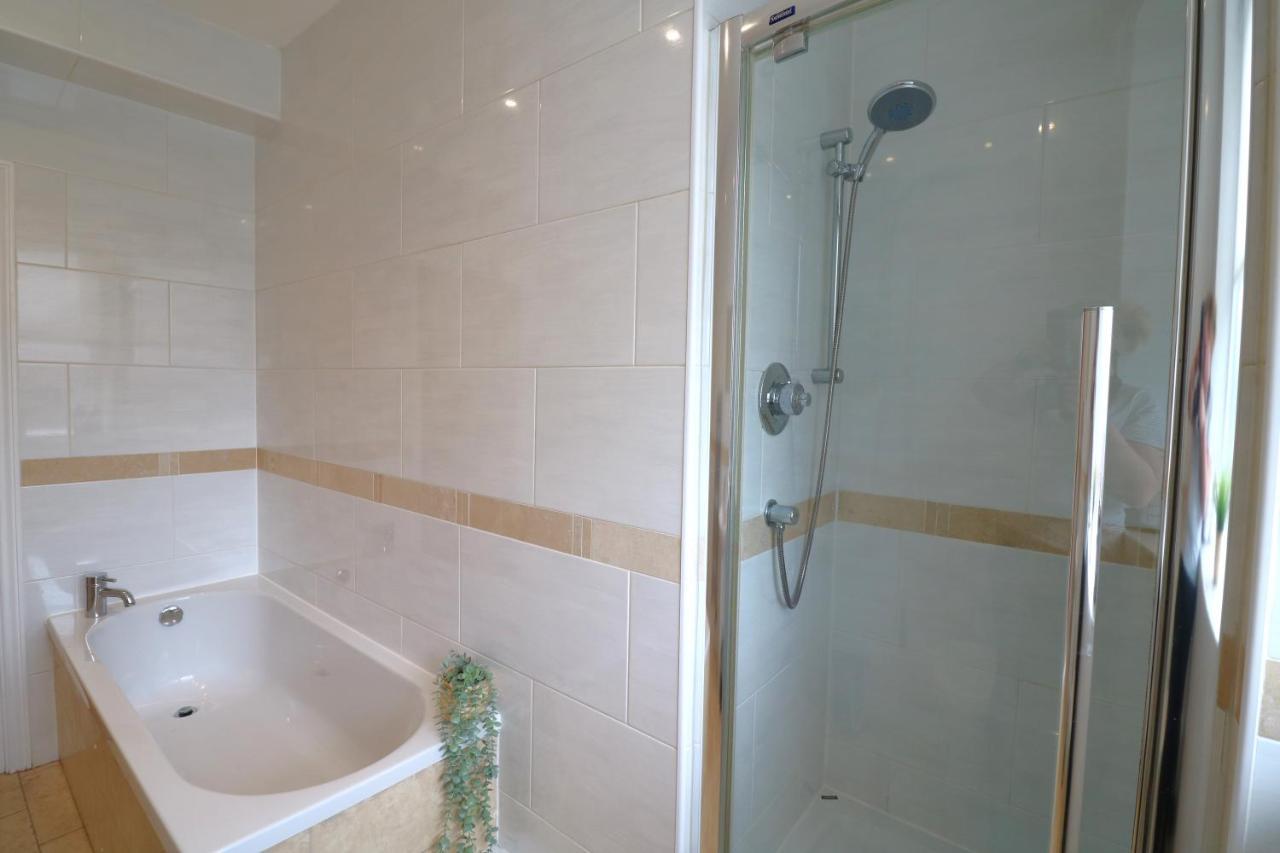 Luxury Spacious 2 Bed Apartment Free Ample Parking Sunderland  Luaran gambar