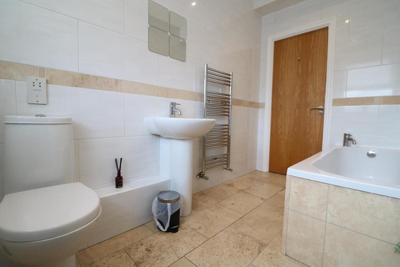 Luxury Spacious 2 Bed Apartment Free Ample Parking Sunderland  Luaran gambar